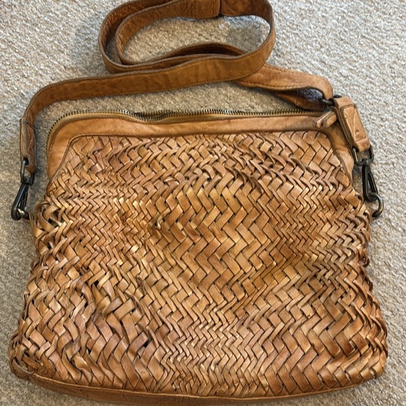 Josual Handbags - Josual Brown Woven Leather Bag​